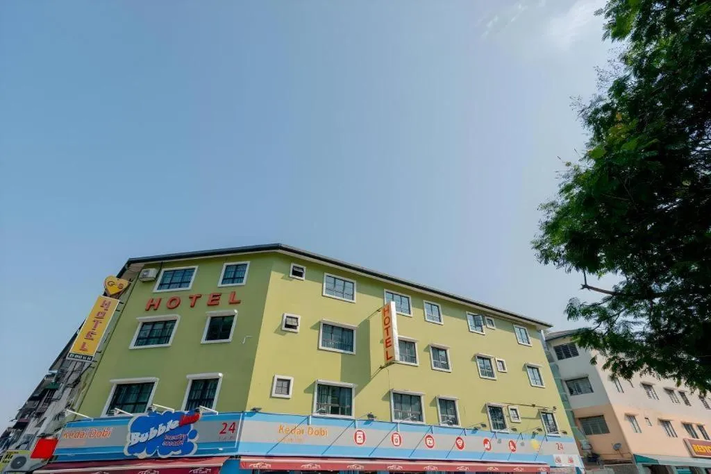 OYO 89874 Gs Golden Star Hotel