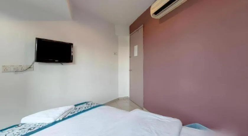 Bed in OYO 89874 Gs Golden Star Hotel