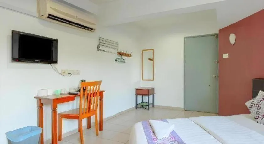 Bed in OYO 89874 Gs Golden Star Hotel