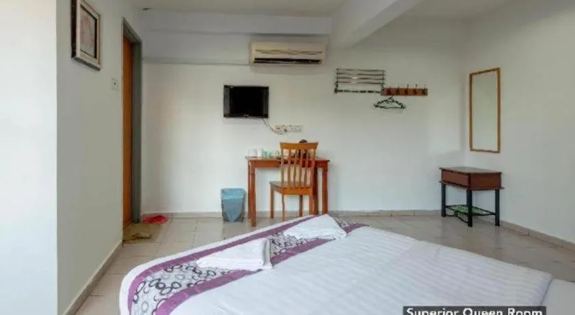 Bed in OYO 89874 Gs Golden Star Hotel