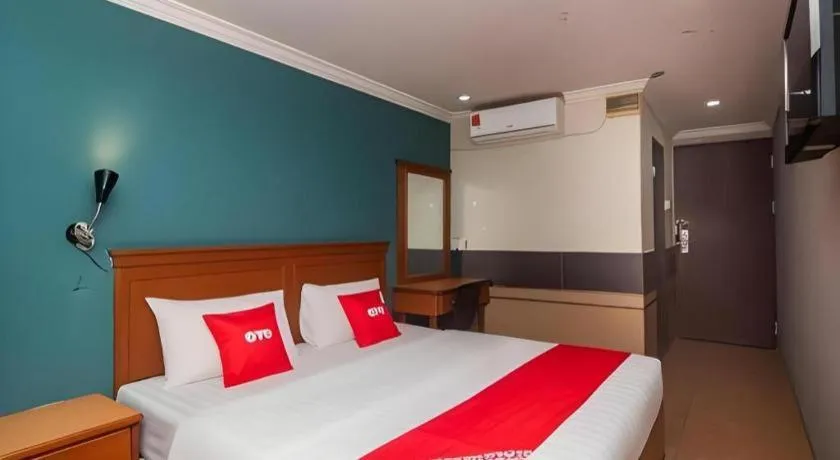 Bed in River Park Hotel