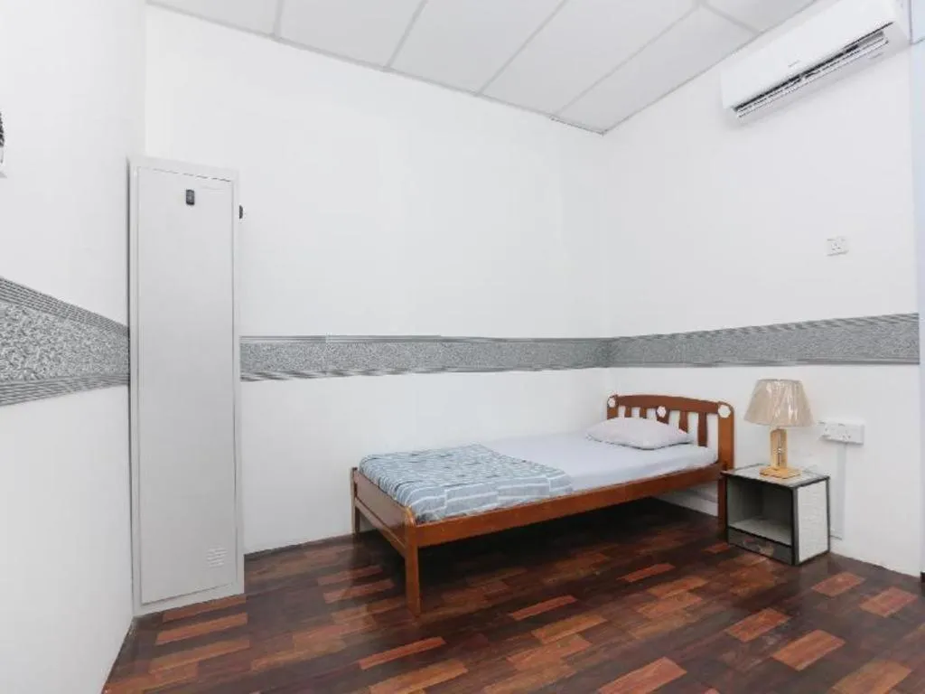 Bed in SPOT ON 90181 Cz Classic Hotel