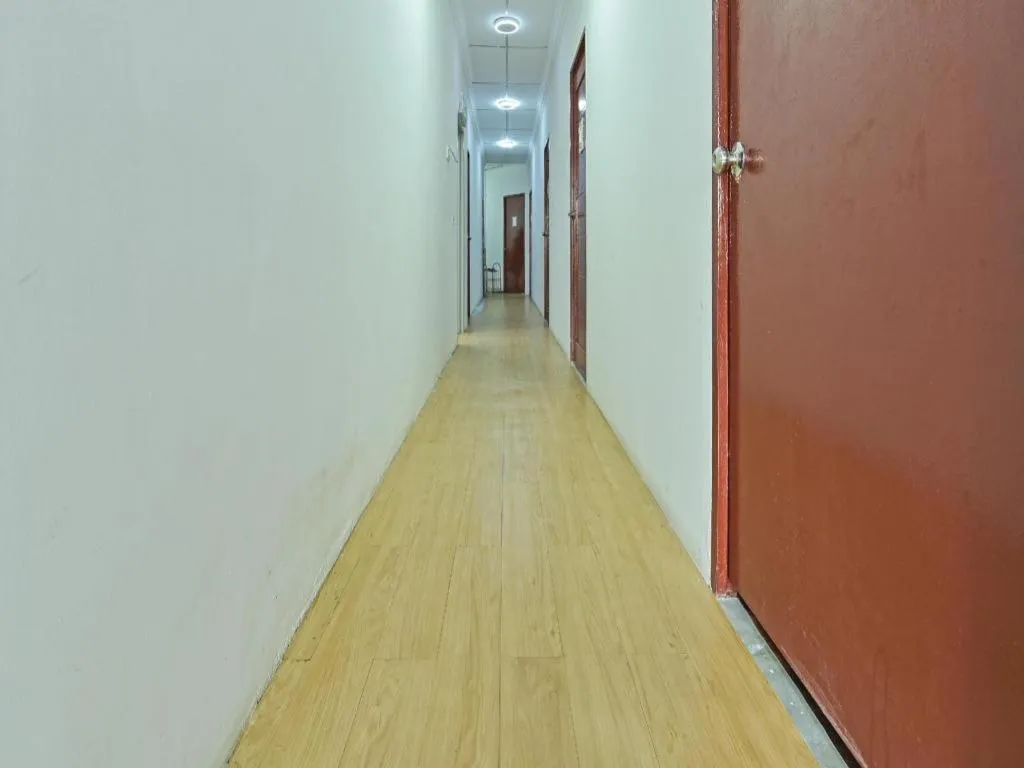 SPOT ON 90181 Cz Classic Hotel