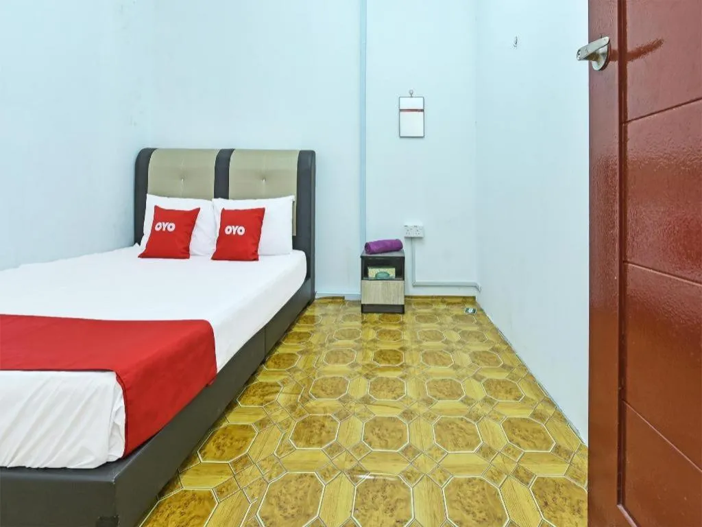 Bed in SPOT ON 90181 Cz Classic Hotel