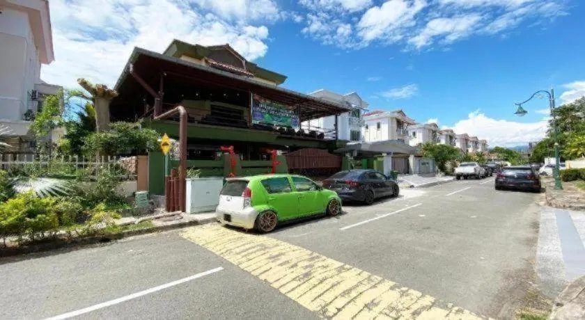 OYO 90262 Kota Kinabalu Homestay, Villa & Suite Boutique