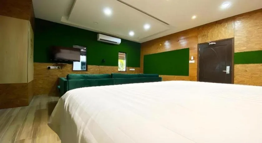 Bed in OYO 90262 Kota Kinabalu Homestay, Villa & Suite Boutique