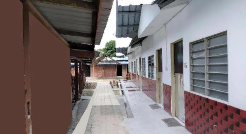 OYO 90176 D'cruz Sunrise Villa