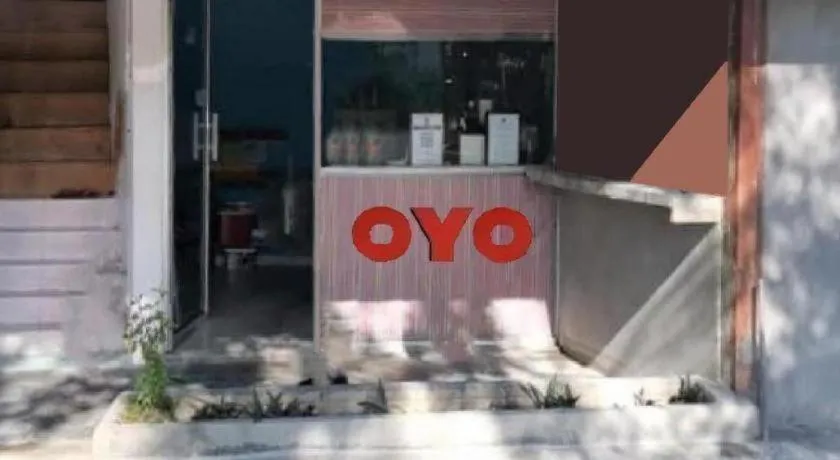 OYO 90176 D'cruz Sunrise Villa