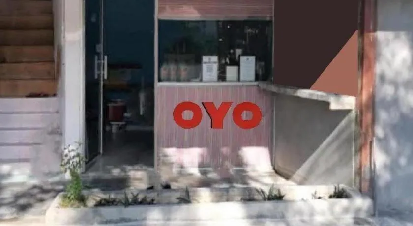 OYO 90176 D'cruz Sunrise Villa