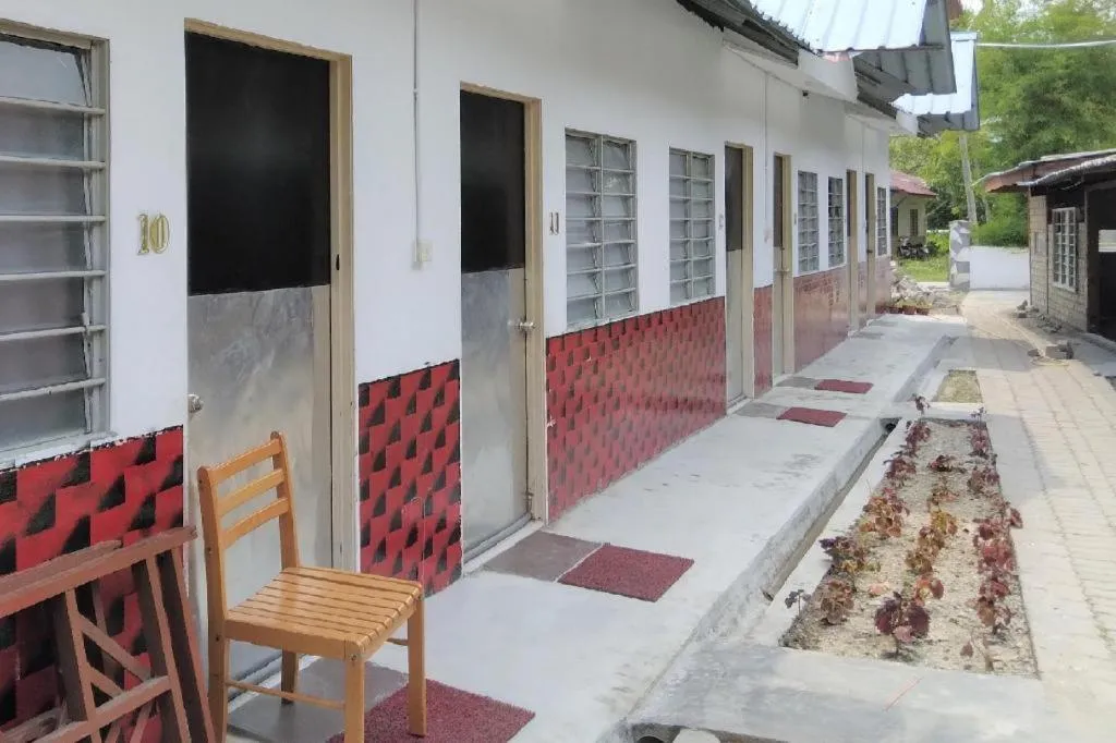 OYO 90176 D'cruz Sunrise Villa