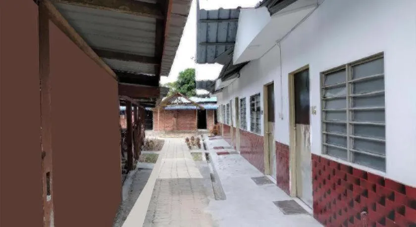 OYO 90176 D'cruz Sunrise Villa