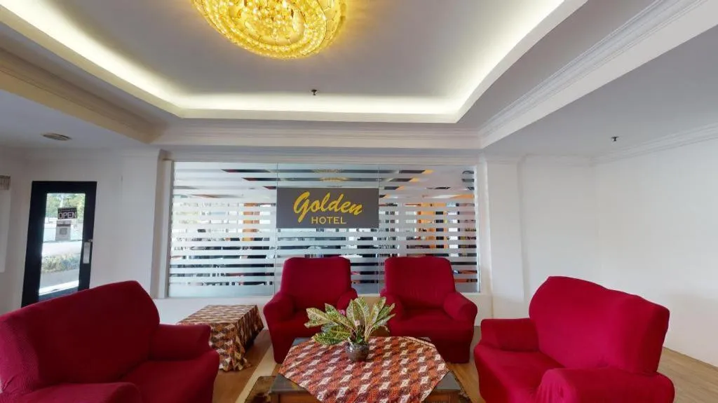Golden Hotel