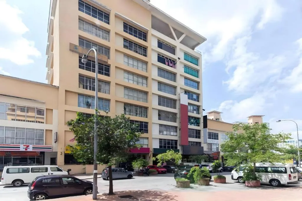 OYO 90429 Hotel Narasindo