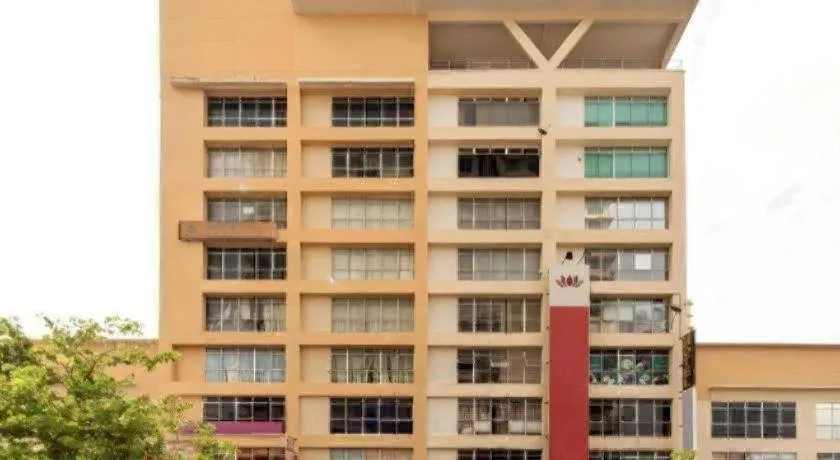 OYO 90429 Hotel Narasindo