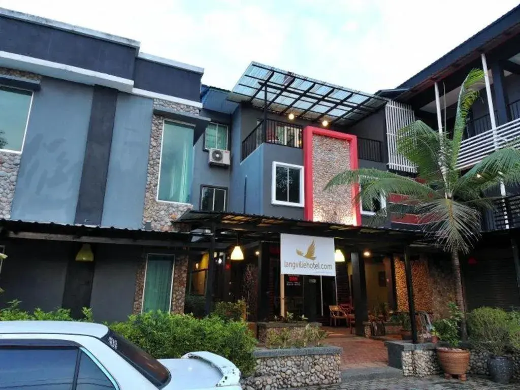 Bull & Bear Airport Hotel Langkawi Bull & Bear Airport Hotel Langkawi