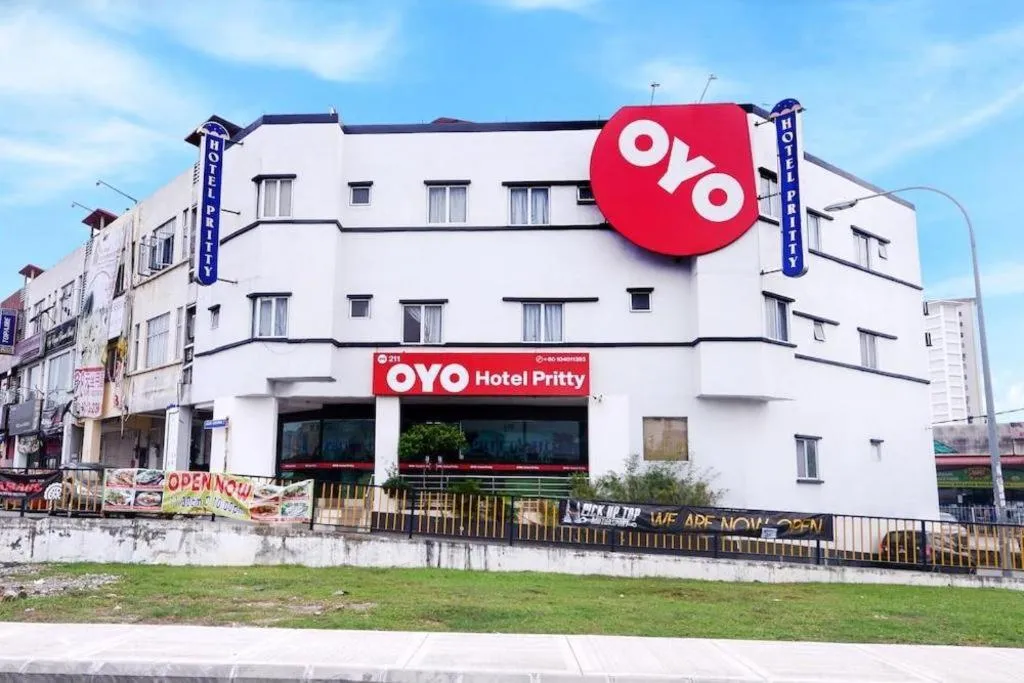 OYO 90623 Thank Q Inn 3
