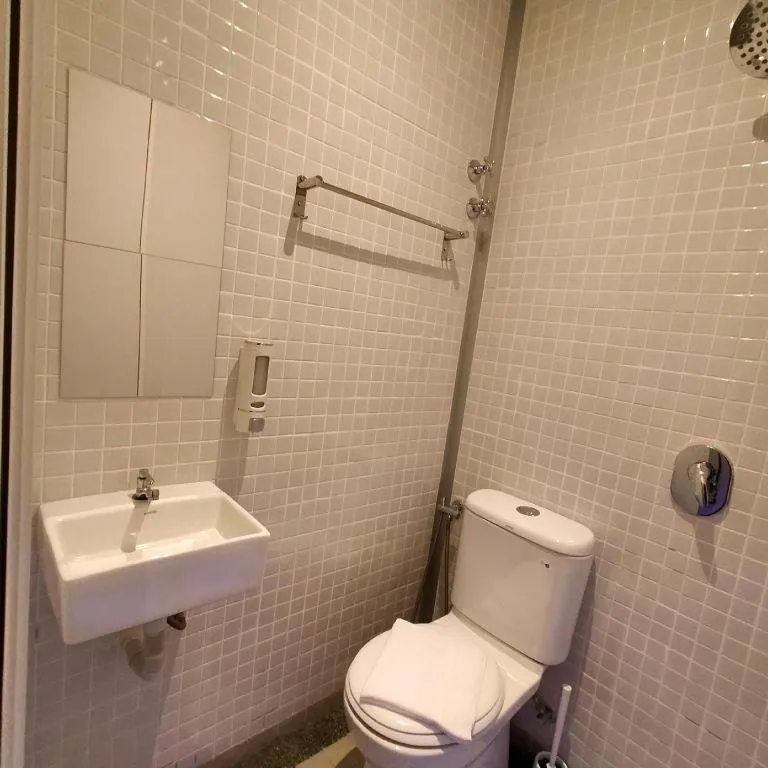 Laman Green Hotel @ Seksyen 7 Shah Alam near UiTM, i-City, Hospital