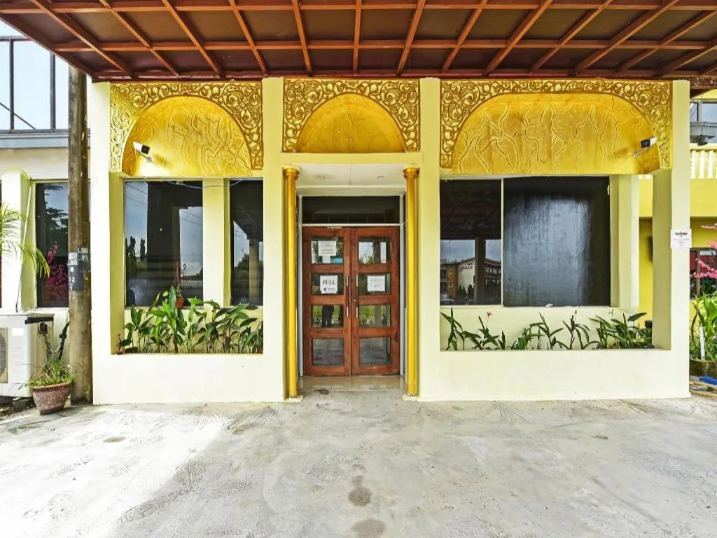 Capital O 90661 Luxor Empire Hotel