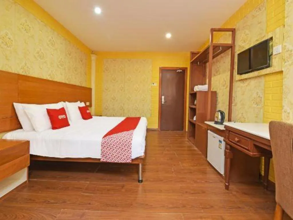 Bed in Capital O 90661 Luxor Empire Hotel