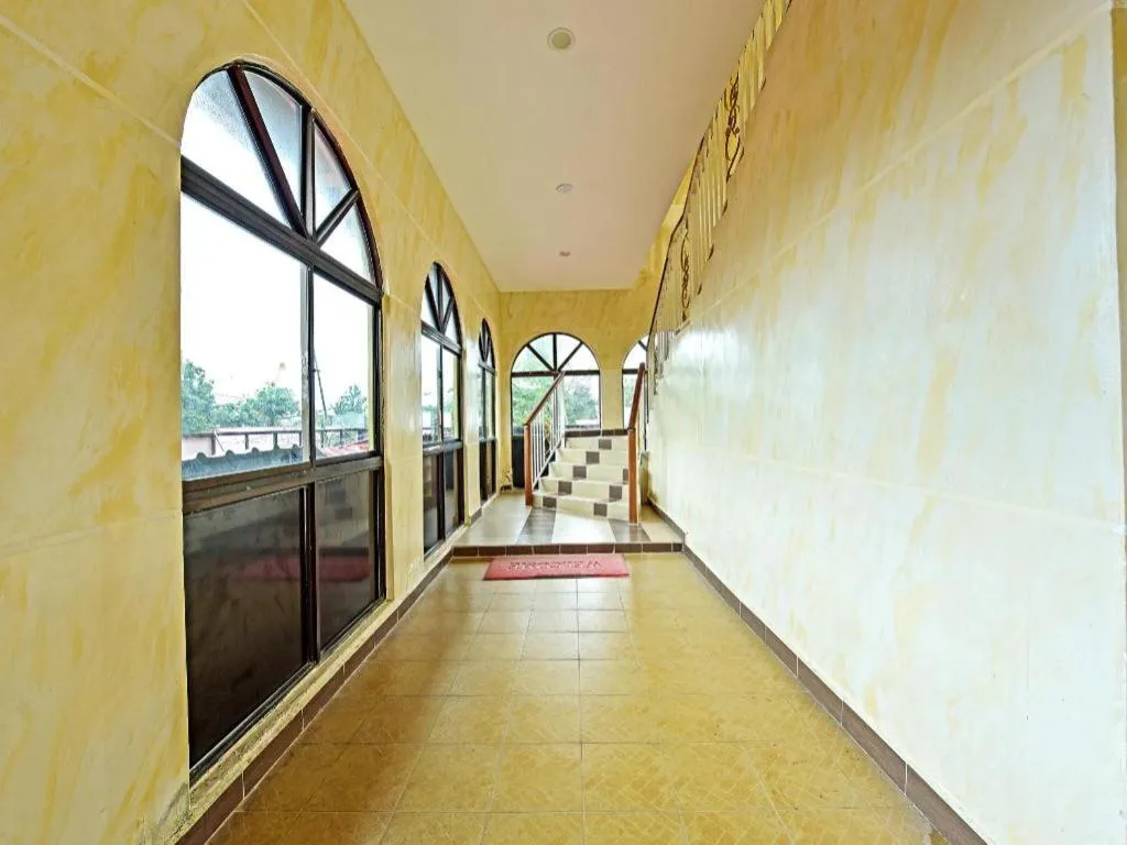 Capital O 90661 Luxor Empire Hotel