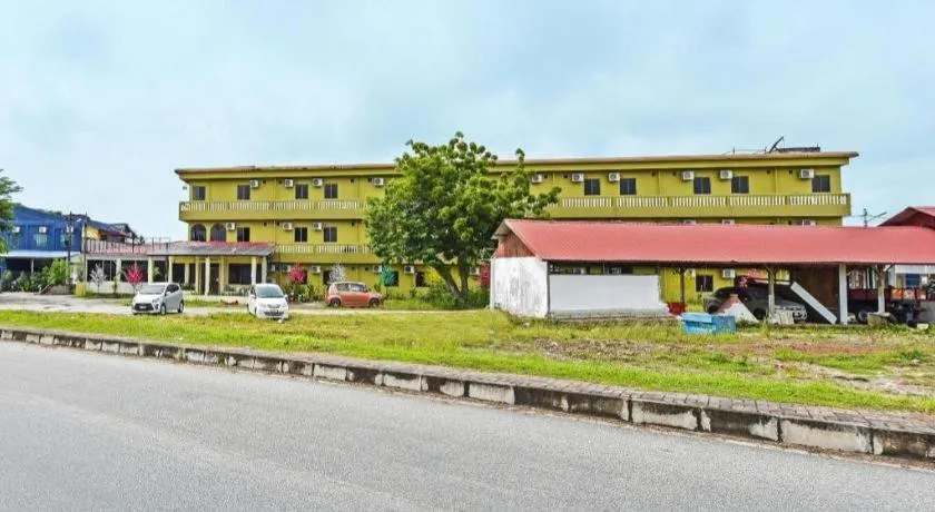 Capital O 90661 Luxor Empire Hotel