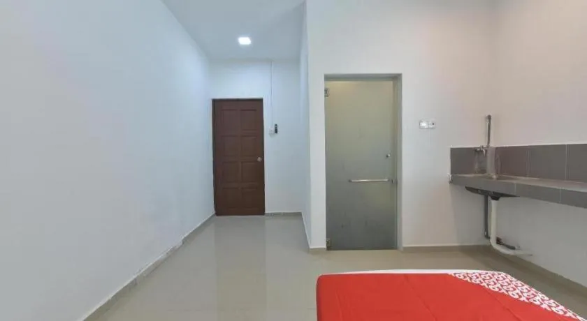 OYO 90889 Narasindo Cottage