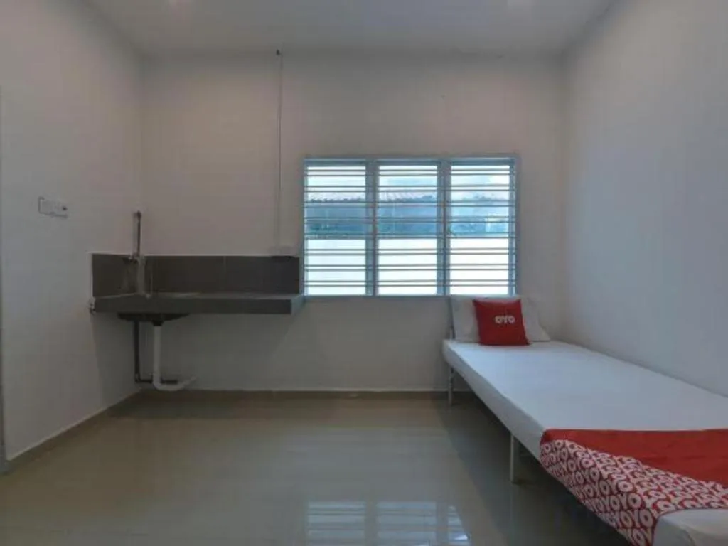 Bed in OYO 90889 Narasindo Cottage