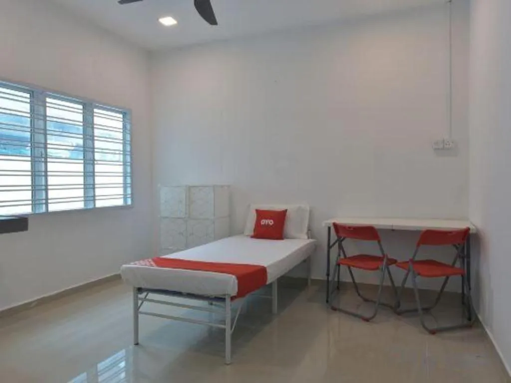 Bed in OYO 90889 Narasindo Cottage