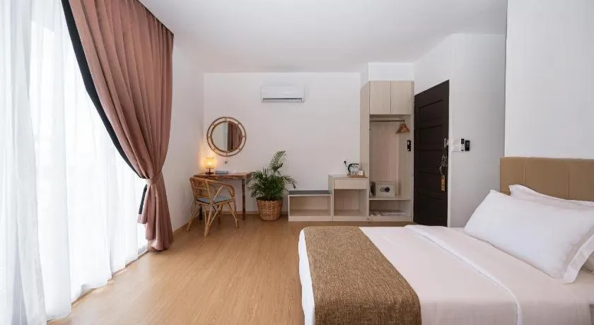 Bed in Sand Bay Resort Semporna