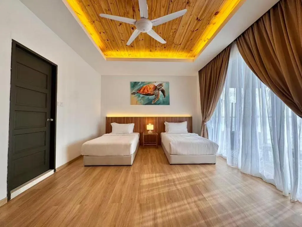 Bed in Sand Bay Resort Semporna