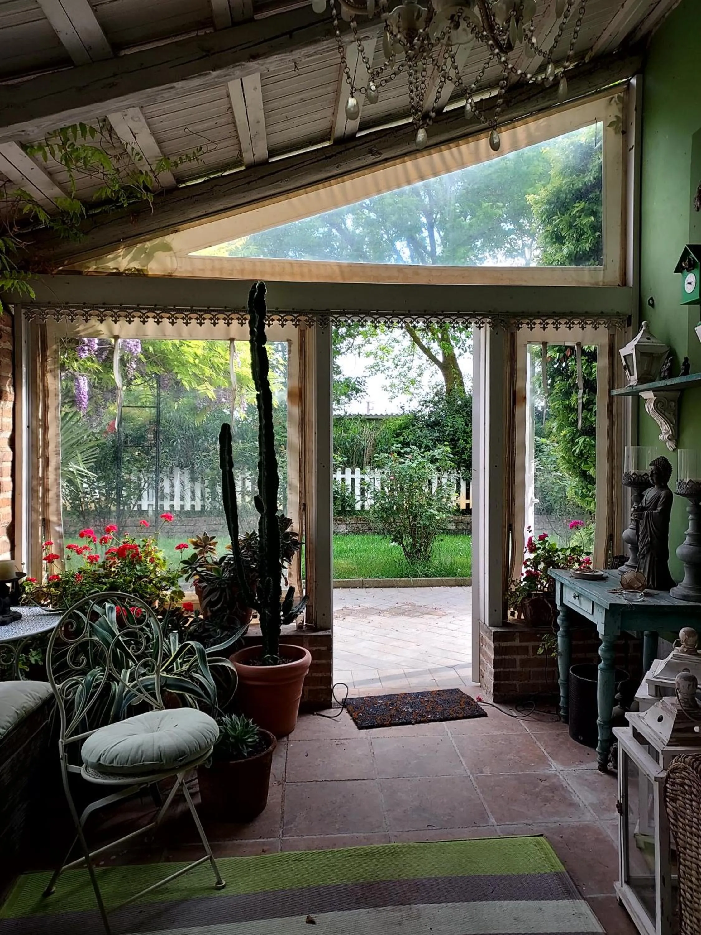 Patio in B&B Abracadabra