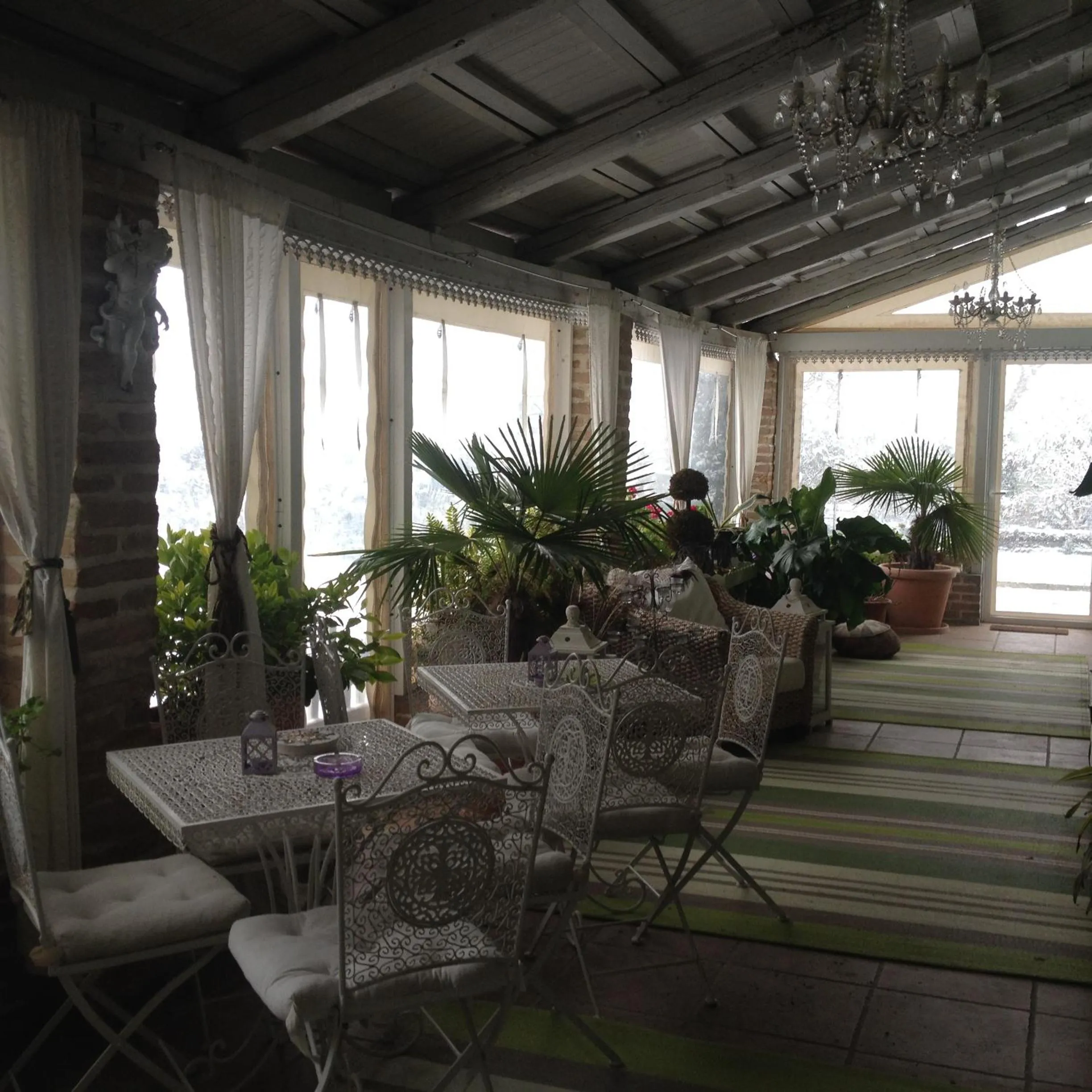 Seating area in B&B Abracadabra