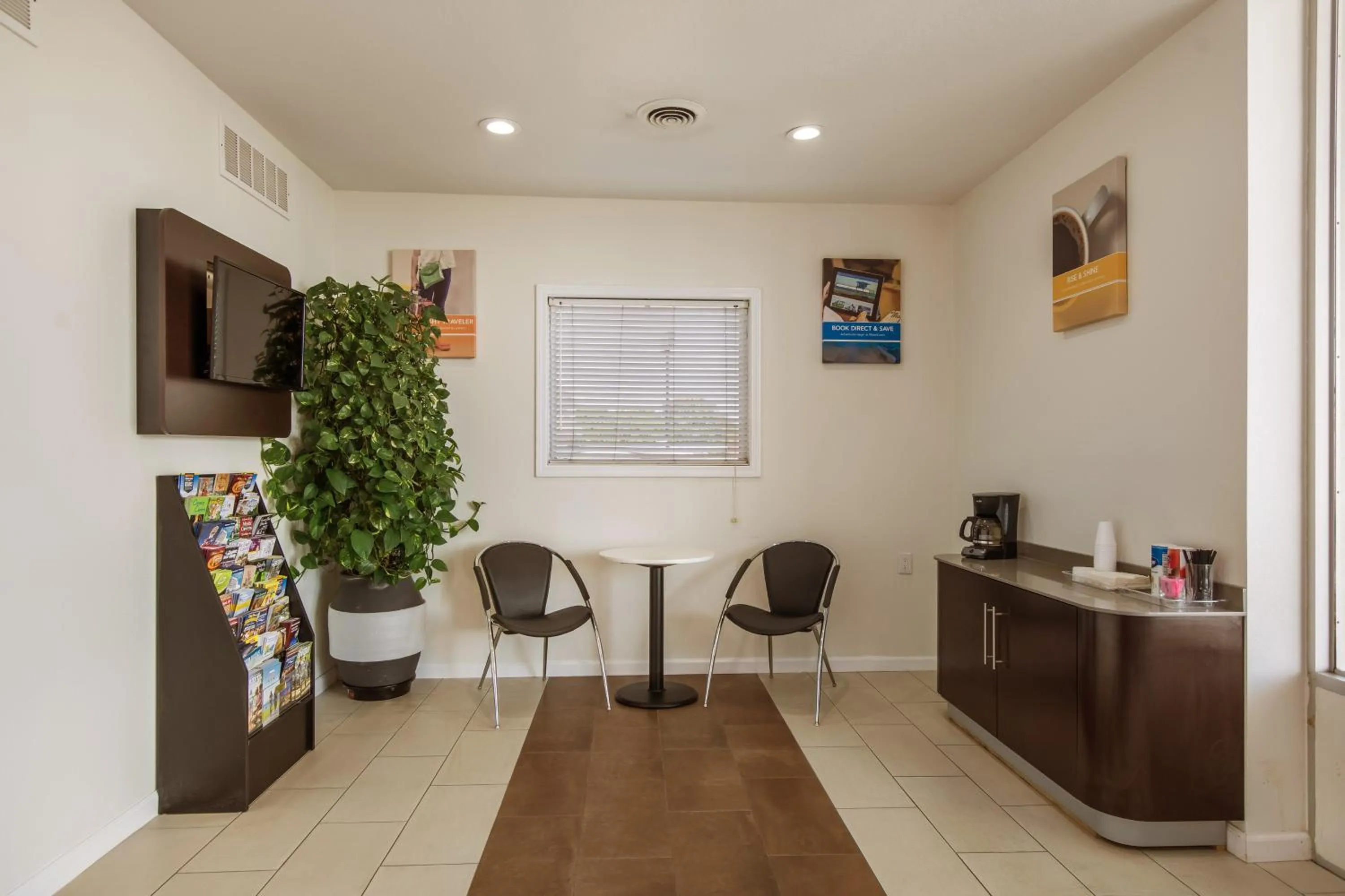 Lobby or reception in Motel 6-Van Buren, AR I- 40