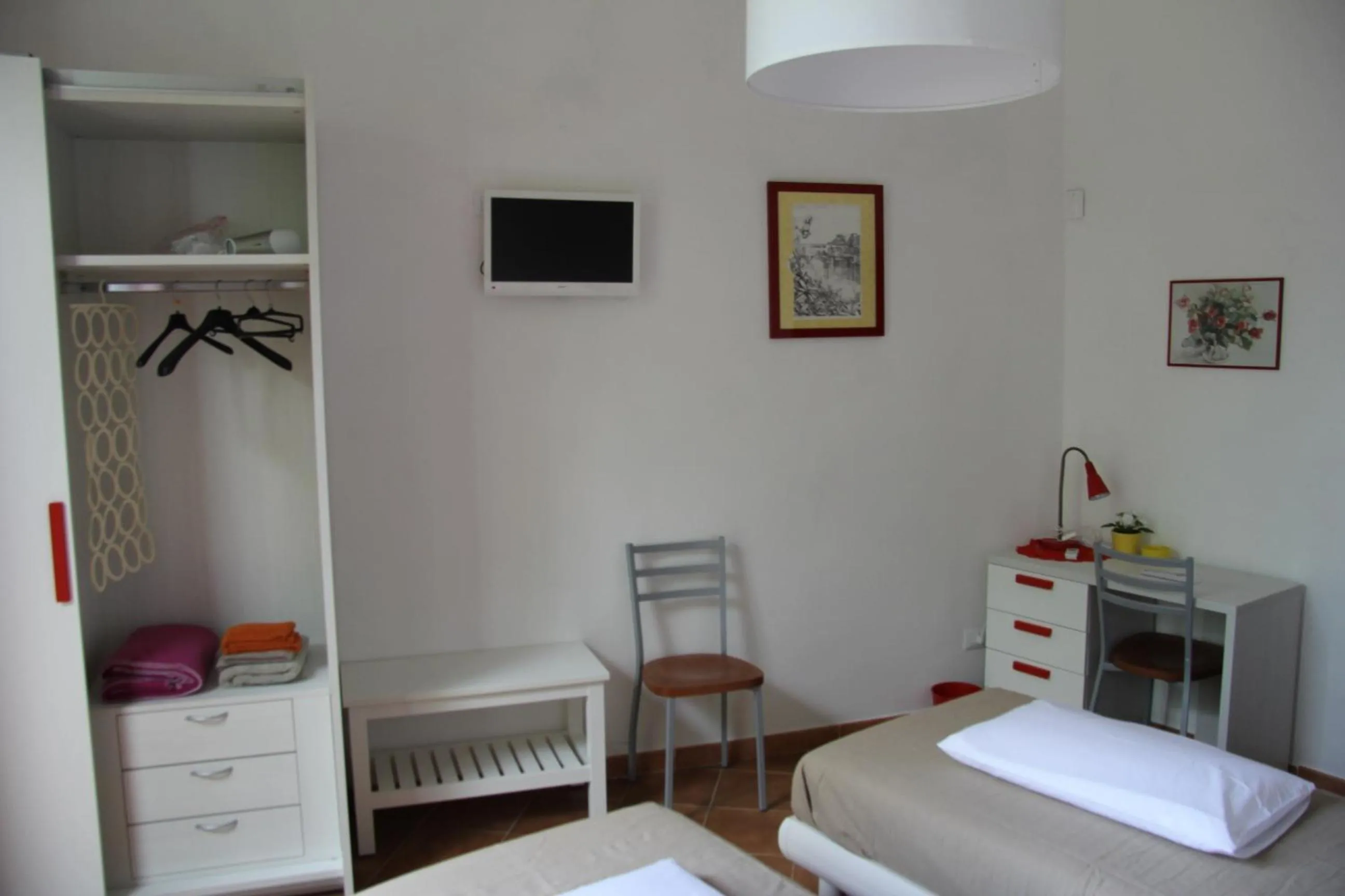 Twin Room in Burchiello b&b