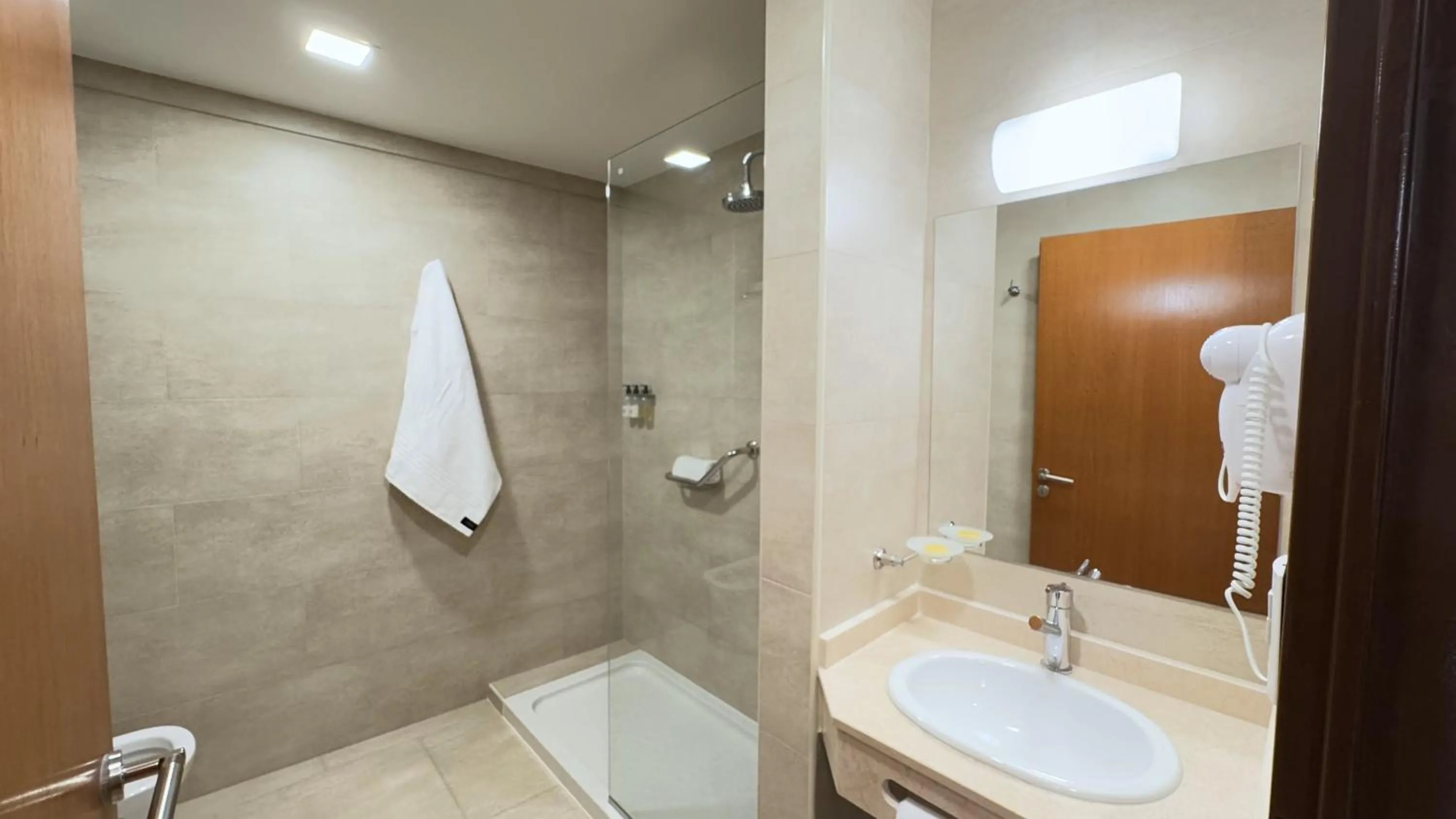 Bathroom in Urbe Hotel