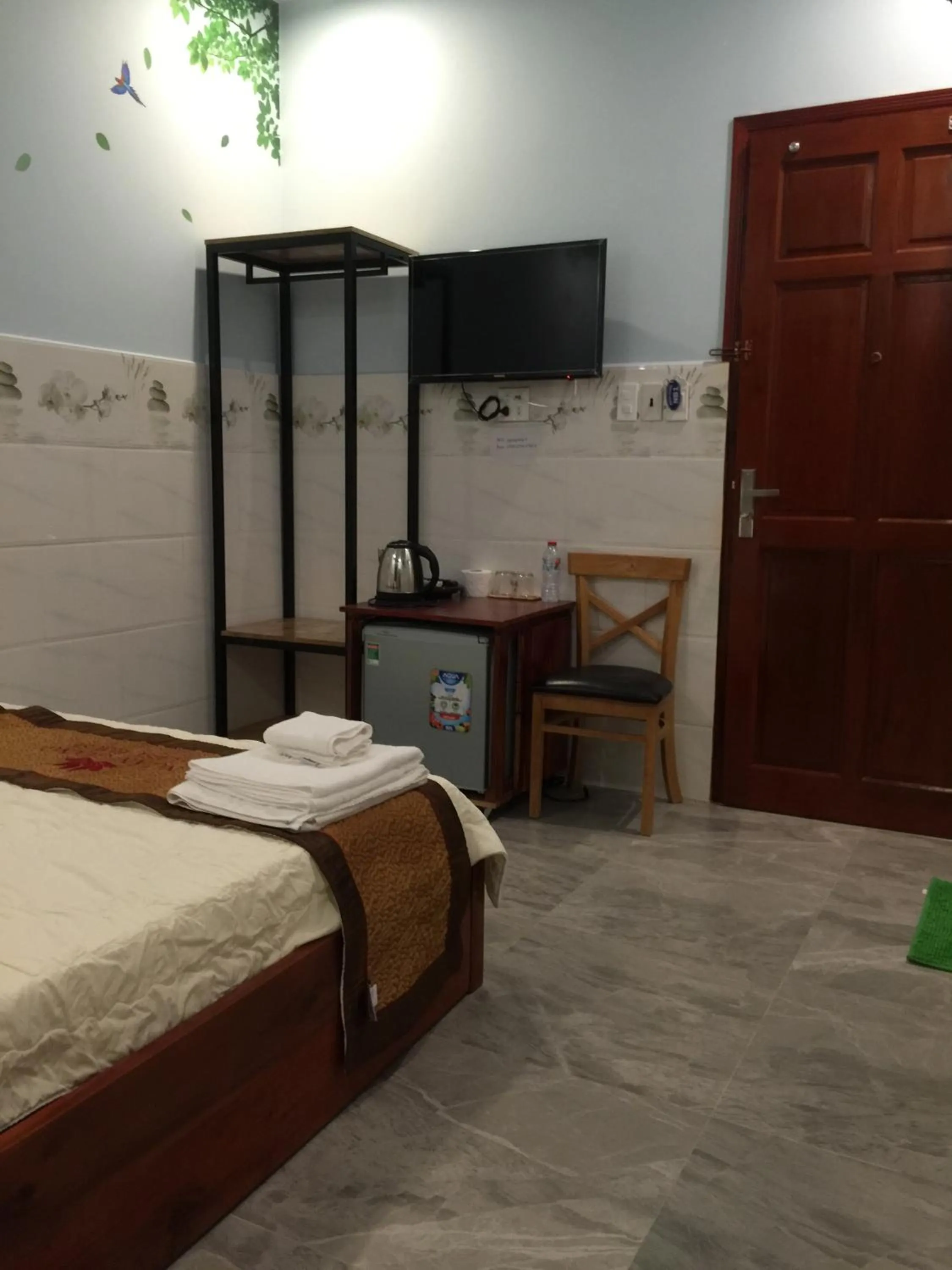 Decorative detail, Bed in Ngan Giang Guesthouse