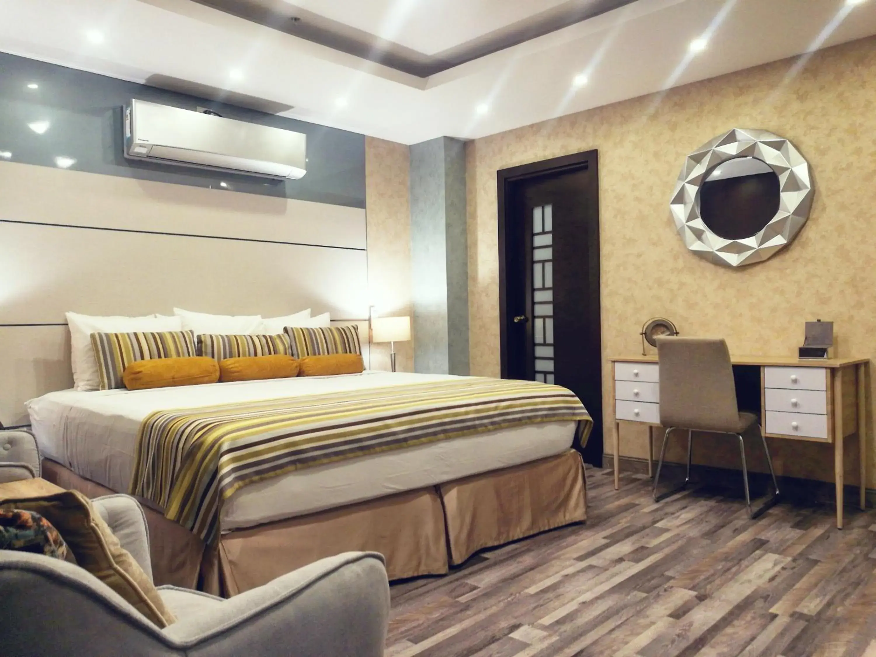 Presidential Suite - single occupancy in Hotel Ojos Del Rio Presidential Suite - single occupancy in Hotel Ojos Del Rio