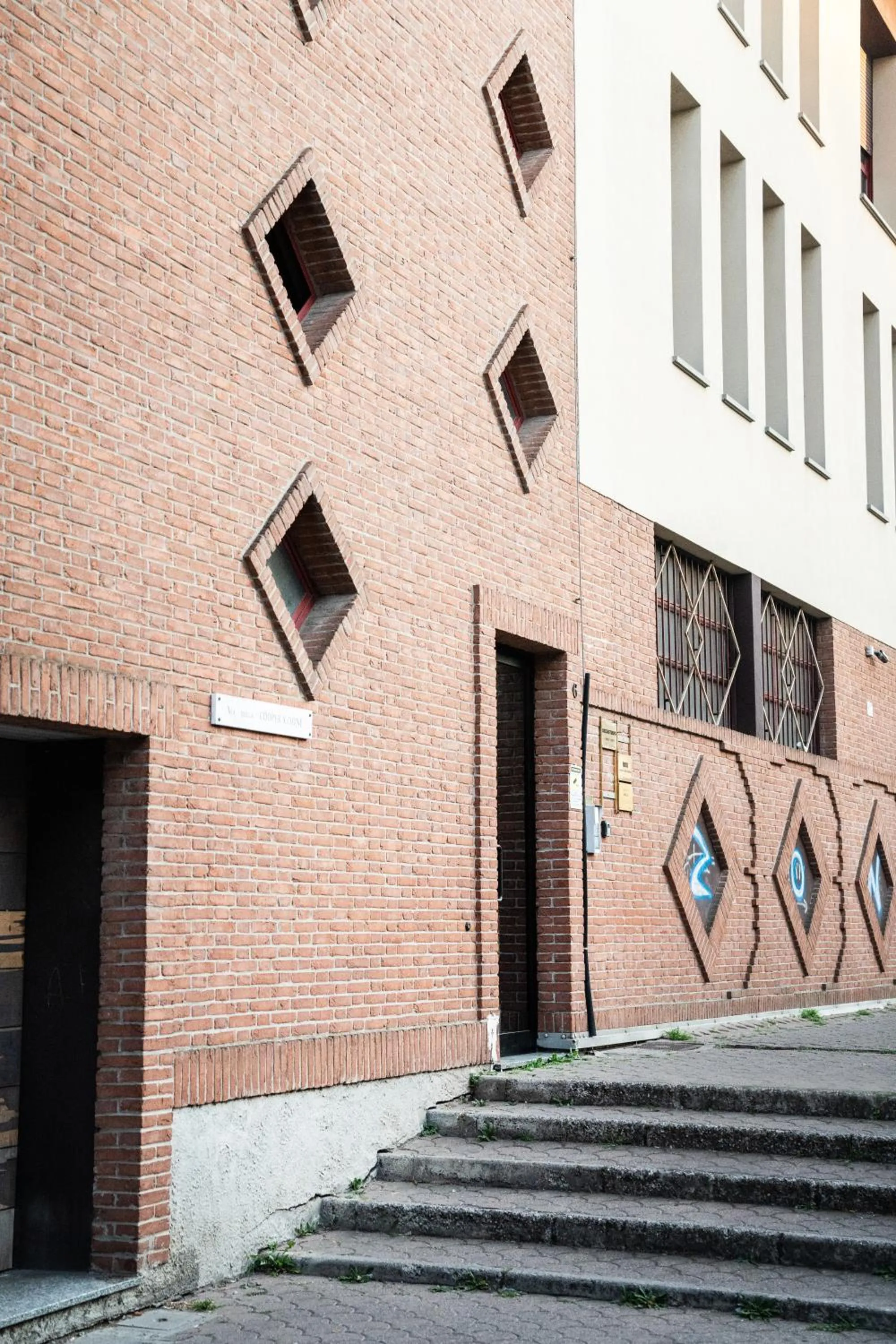 Property building in Loft 6