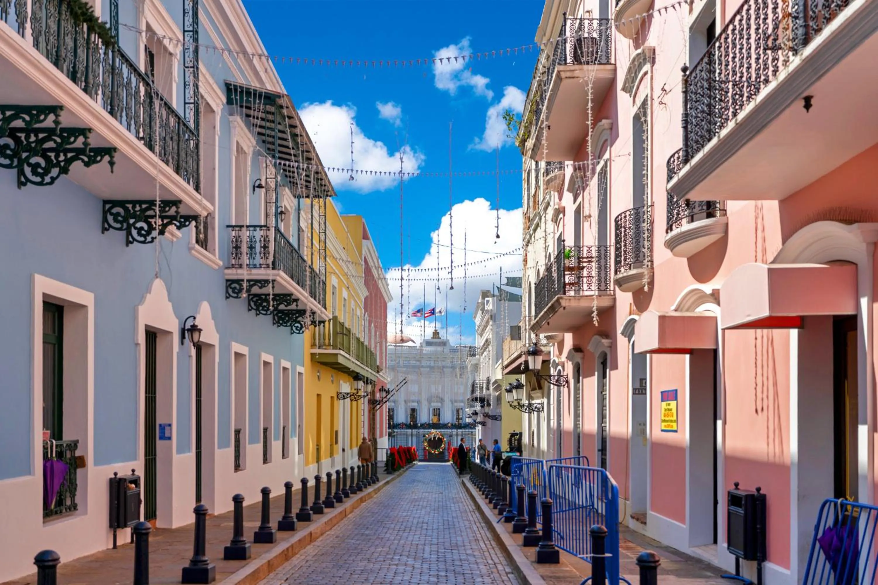 Nearby landmark in Armas Hotel