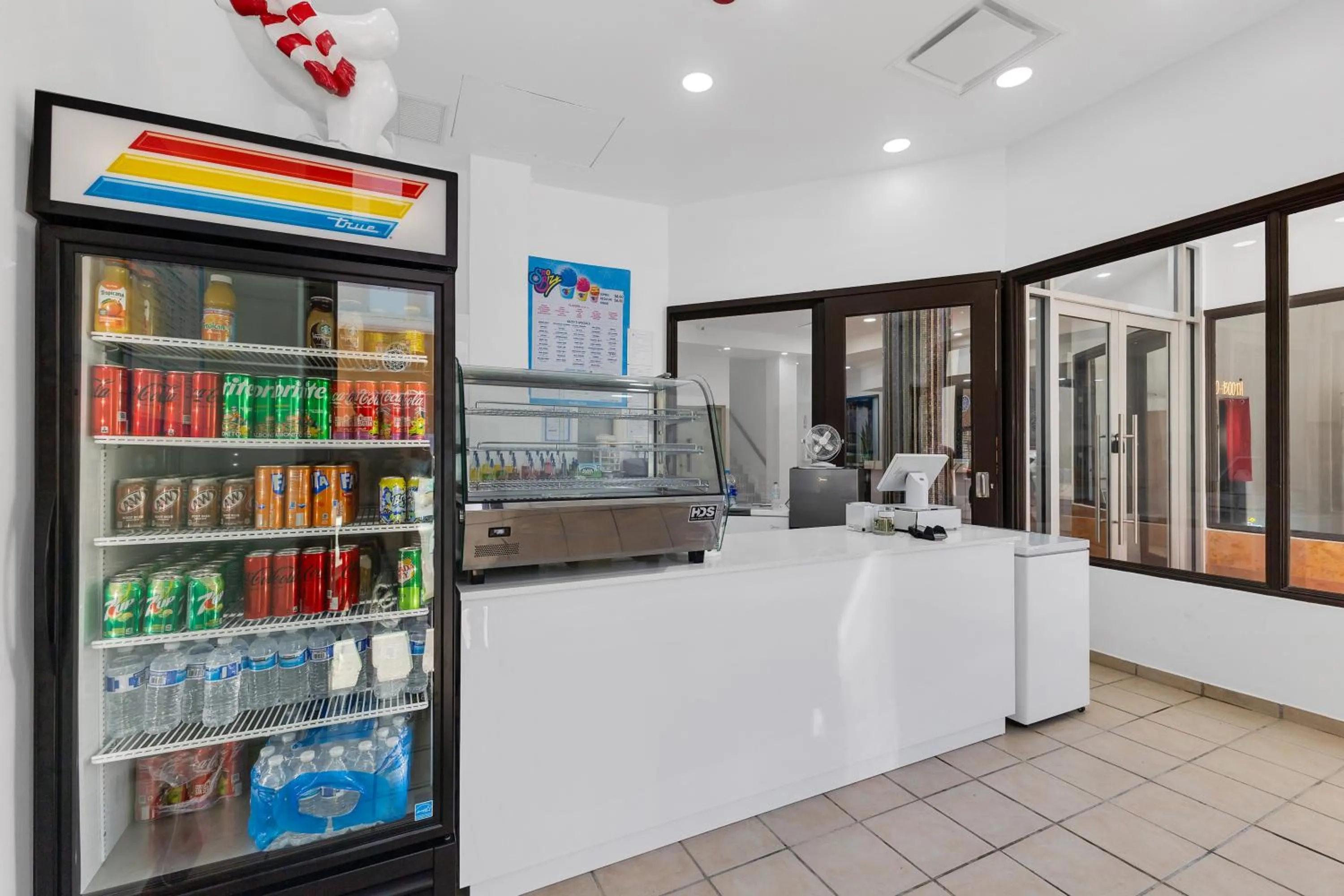 On-site shops in Armas Hotel