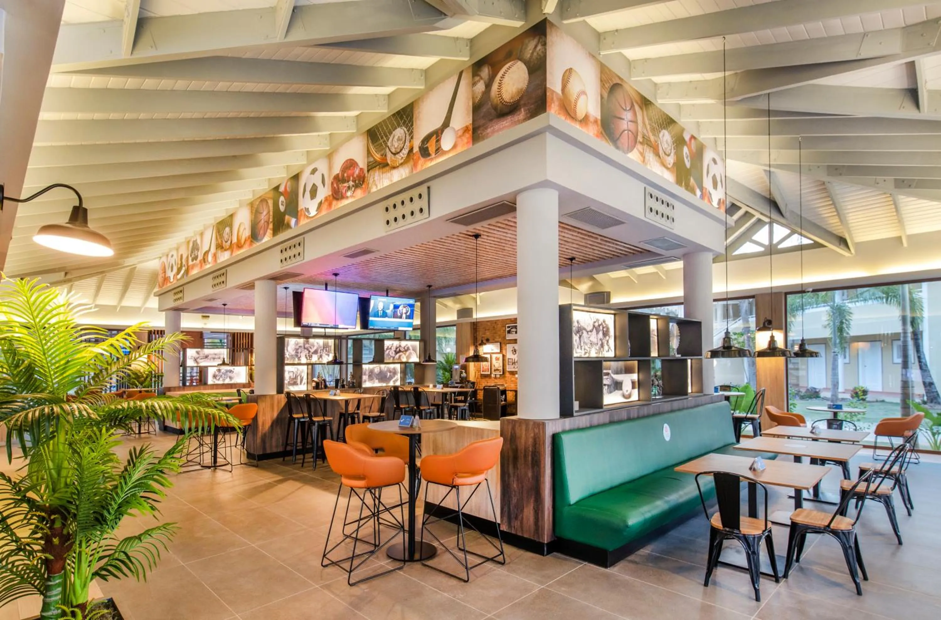 Restaurant/places to eat in Bahia Principe Grand El Portillo - All Inclusive