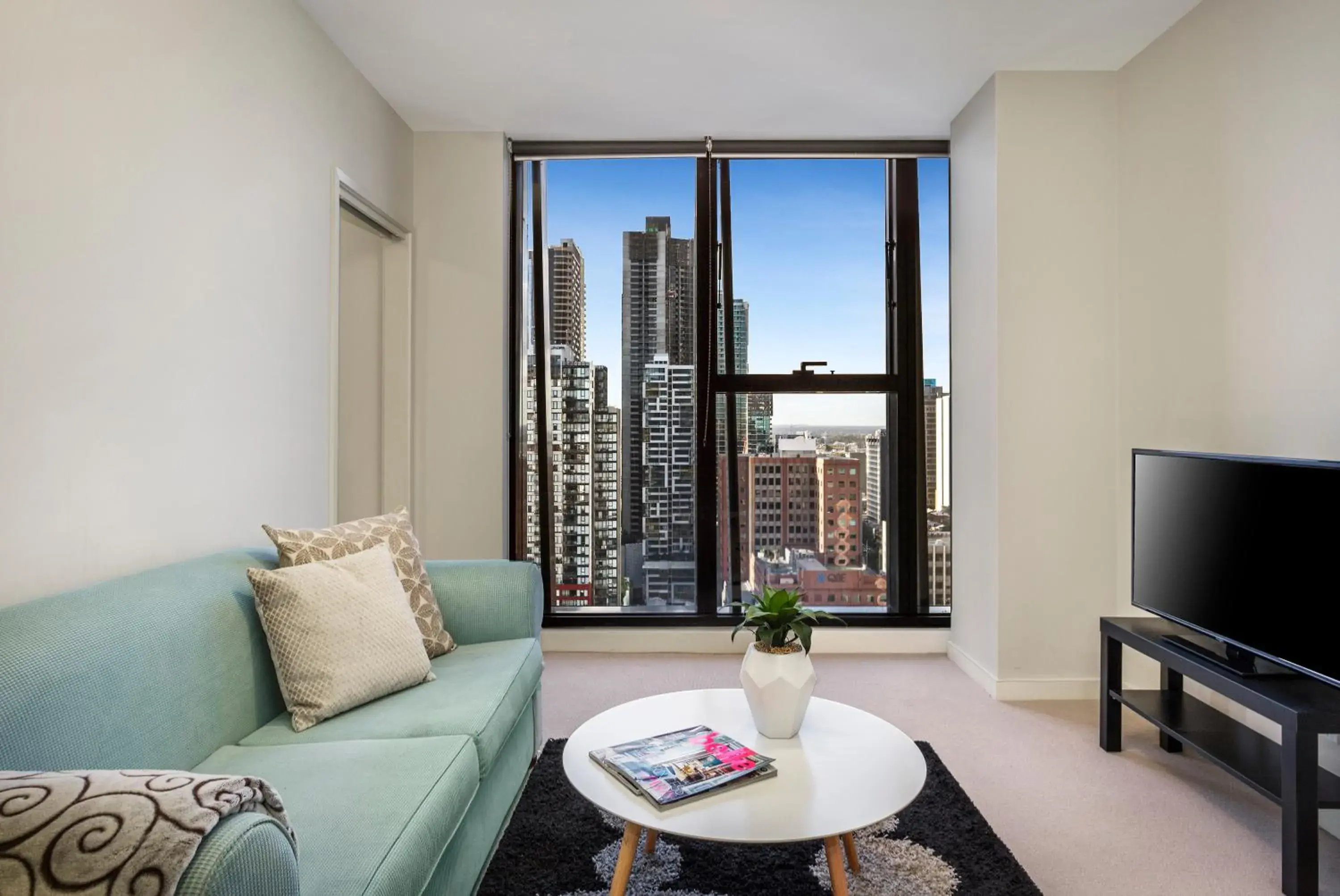 Standard Two-Bedroom Apartment in Winston Apartments Standard Two-Bedroom Apartment in Winston Apartments