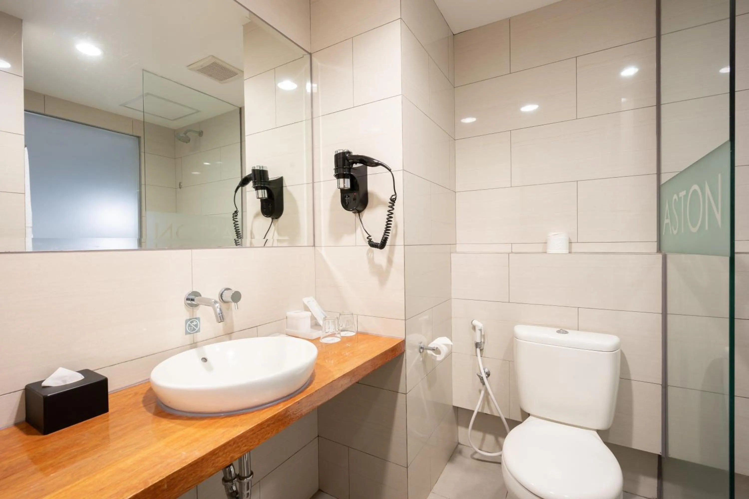 Bathroom in Aston Anyer Beach Hotel