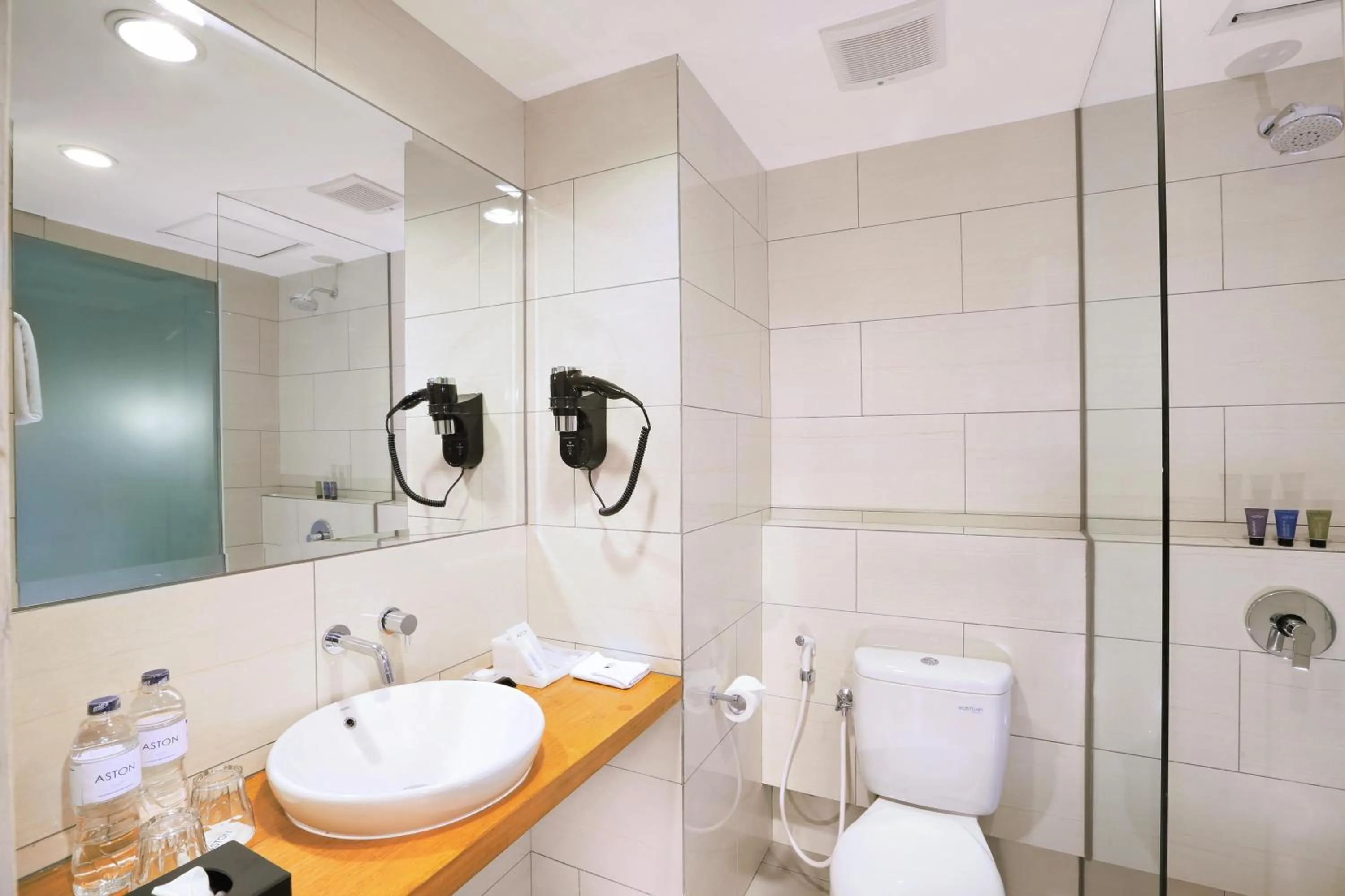 Bathroom in Aston Anyer Beach Hotel