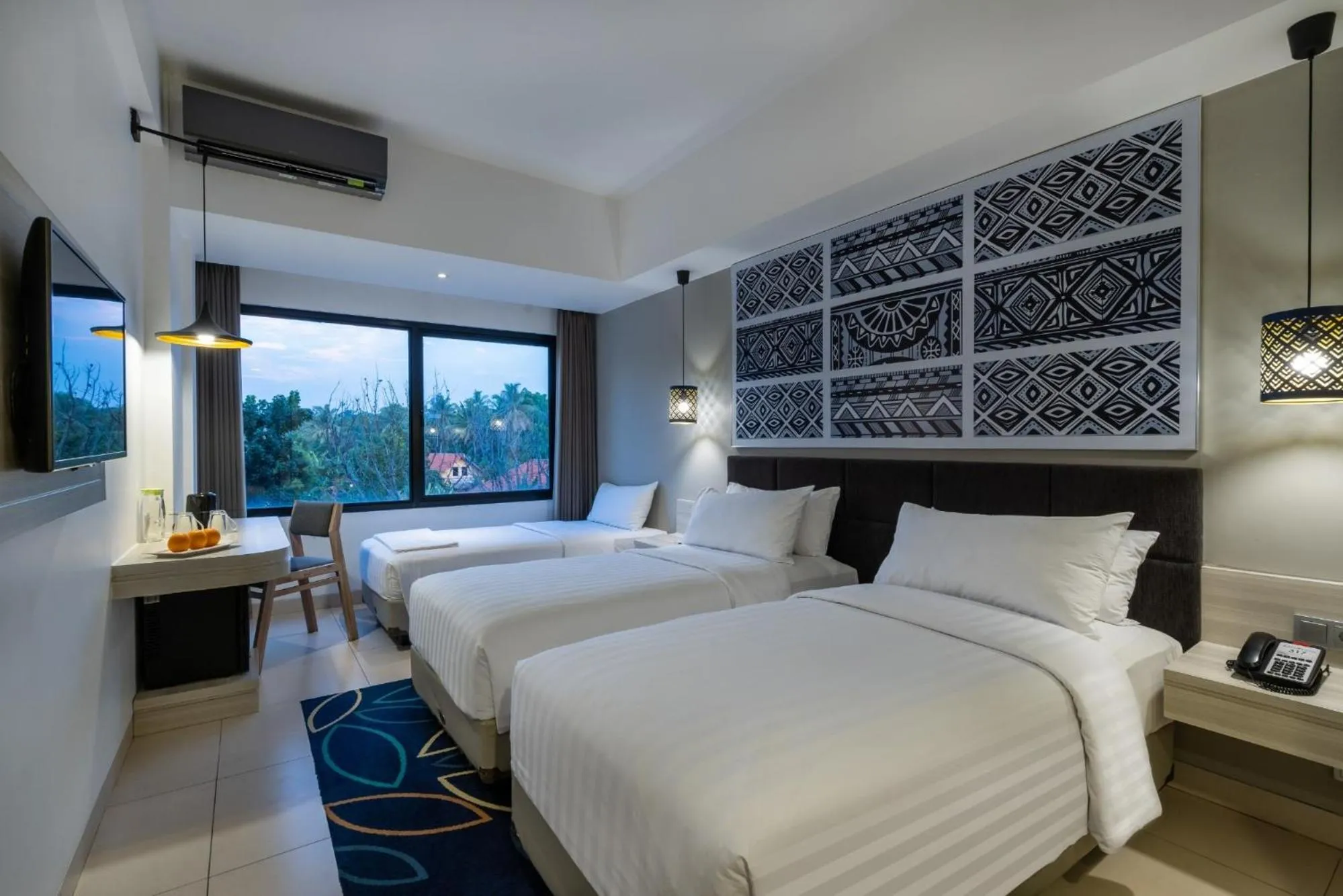 Bedroom, Bed in Aston Anyer Beach Hotel