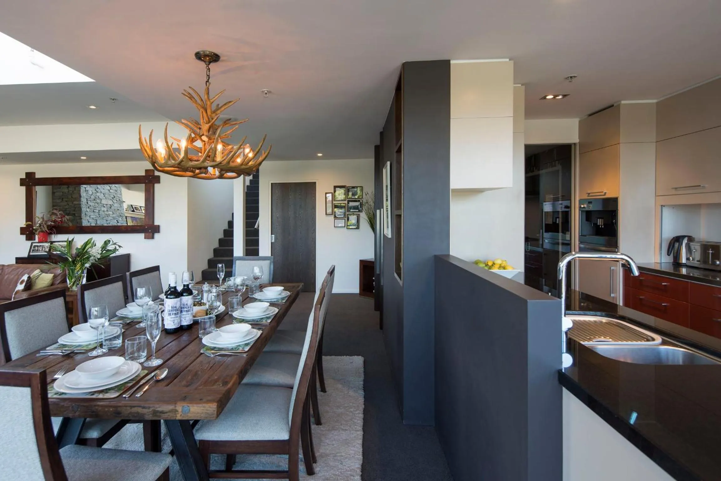 Kitchen or kitchenette in Shotover Penthouse Spa