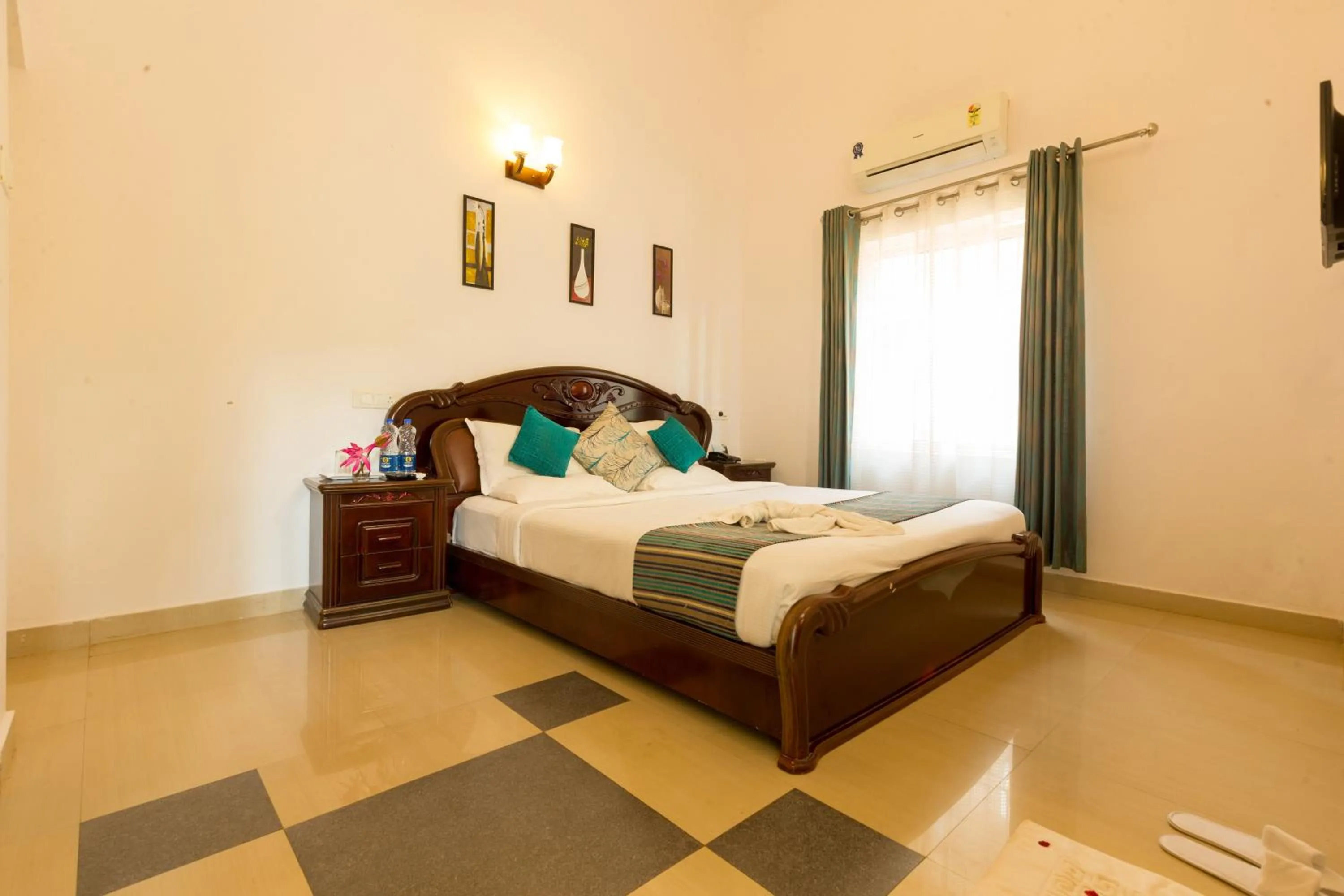 Bedroom, Bed in Lakkidi Village Resort Wayanad