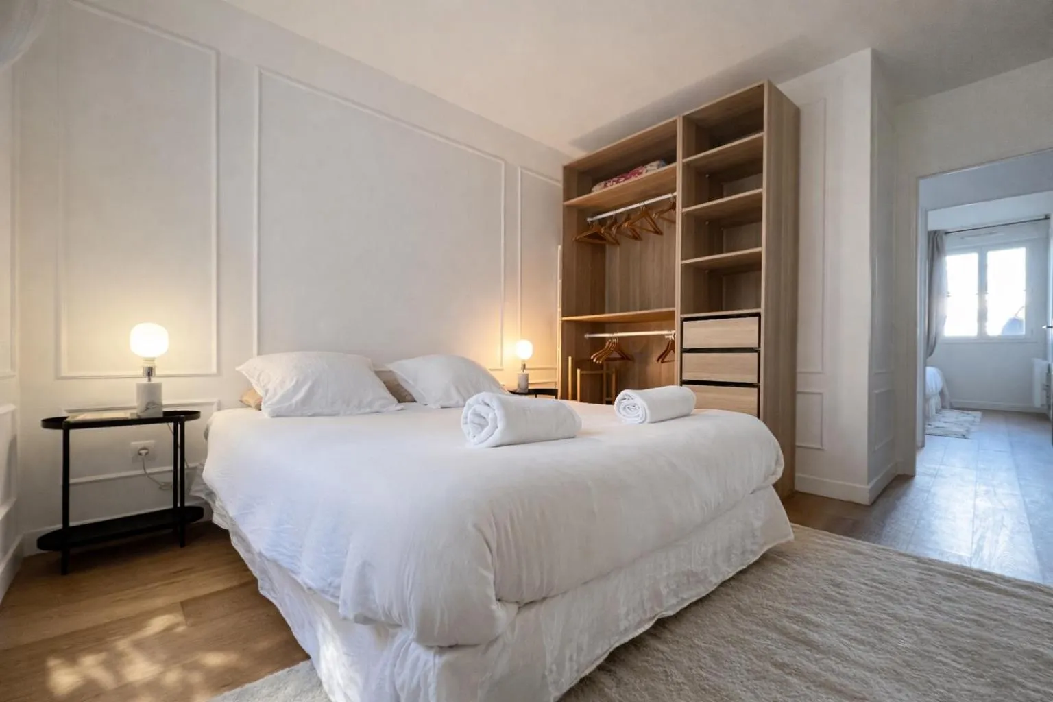 Bedroom, Bed in Lifestyle Disneyland Paris 8 PAX