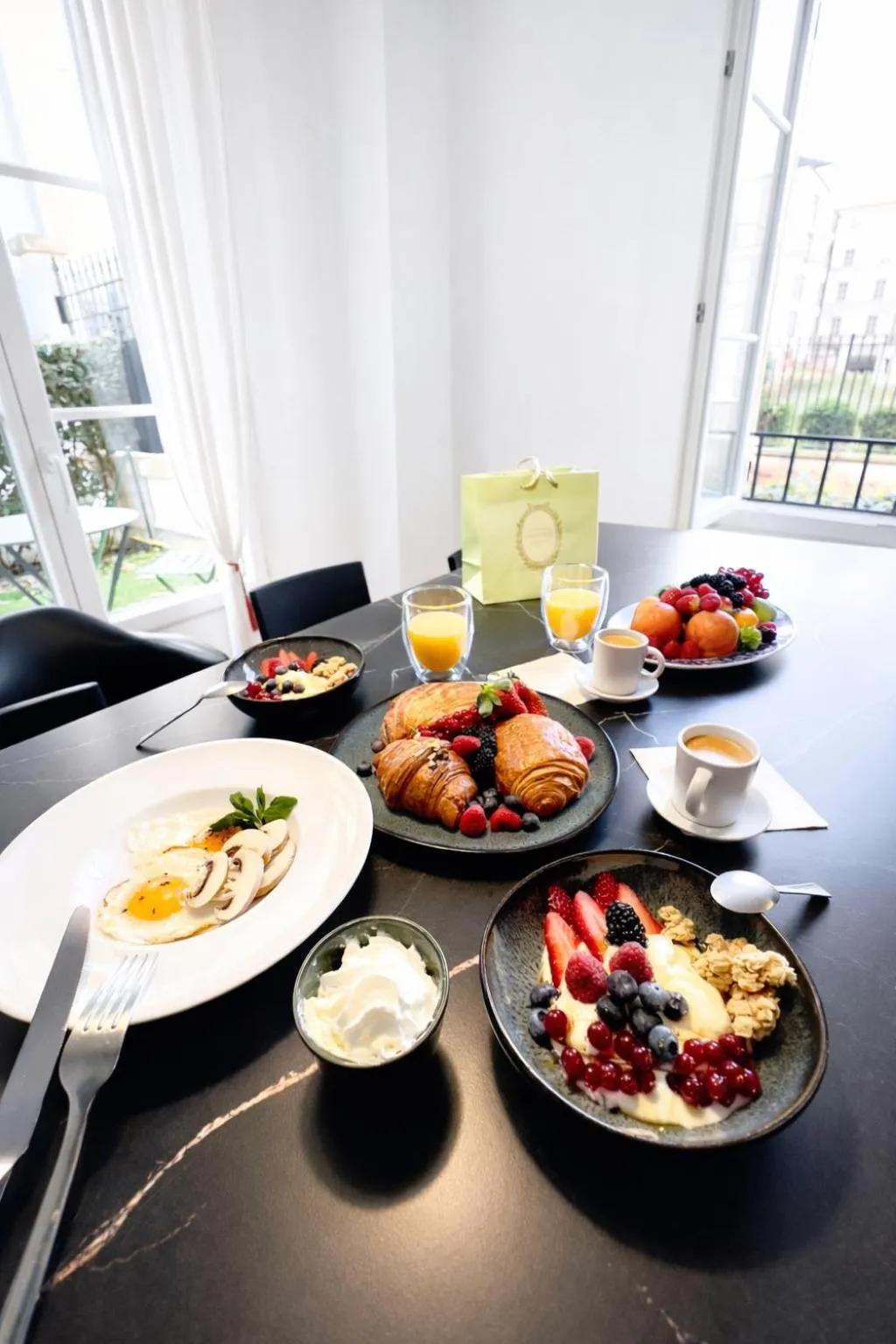 kitchen in Lifestyle Disneyland Paris 8 PAX