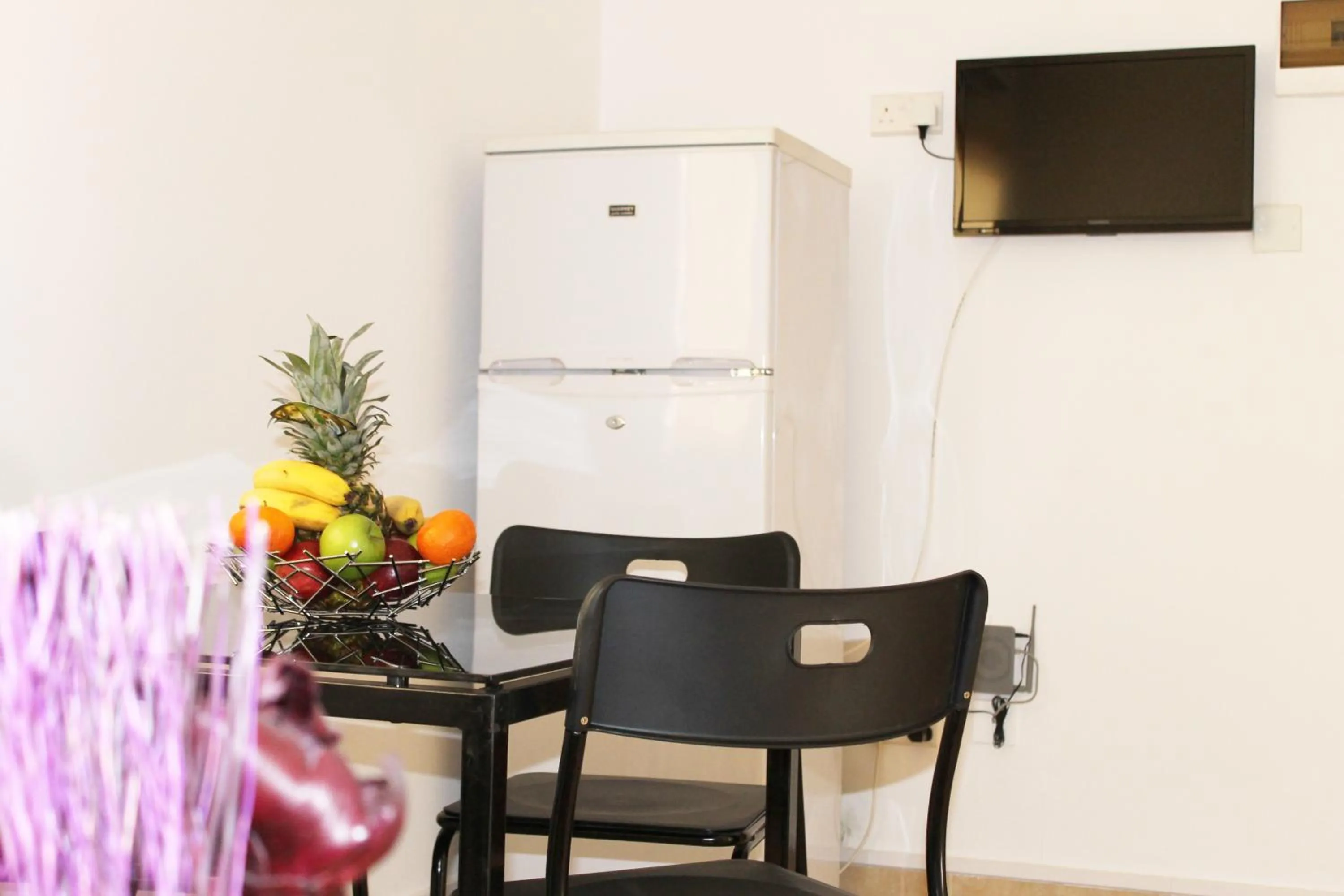 Dining area in Tiffany City Apartments